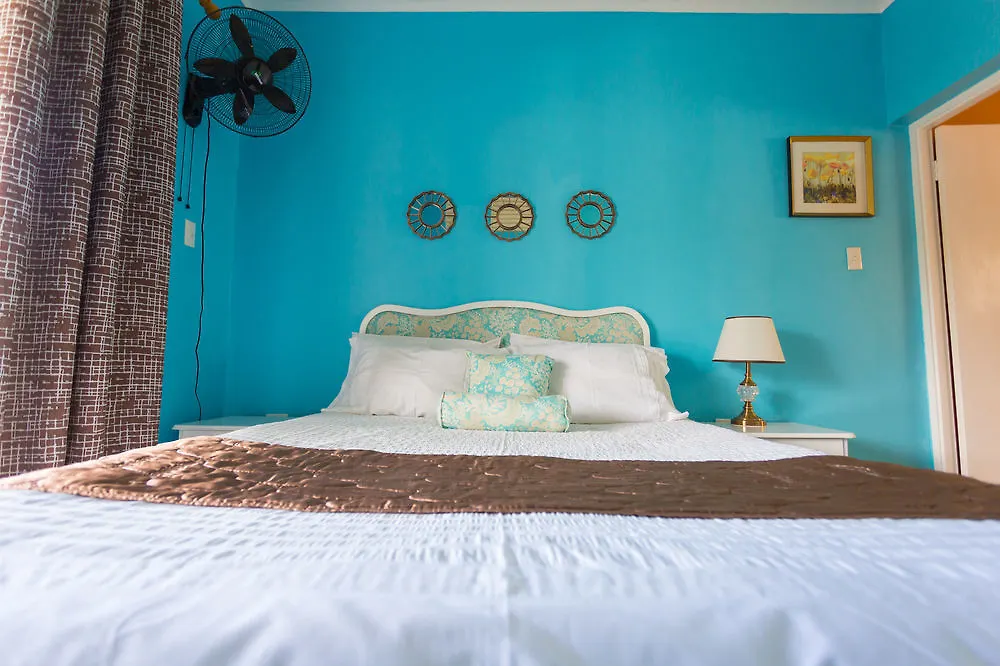 New Kingston Apt At Wellington Cove Enfield Hotel