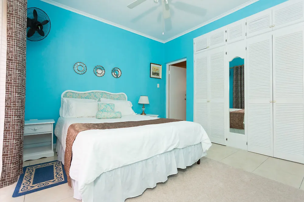 New Kingston Apt At Wellington Cove Enfield 3*,  Jamaica