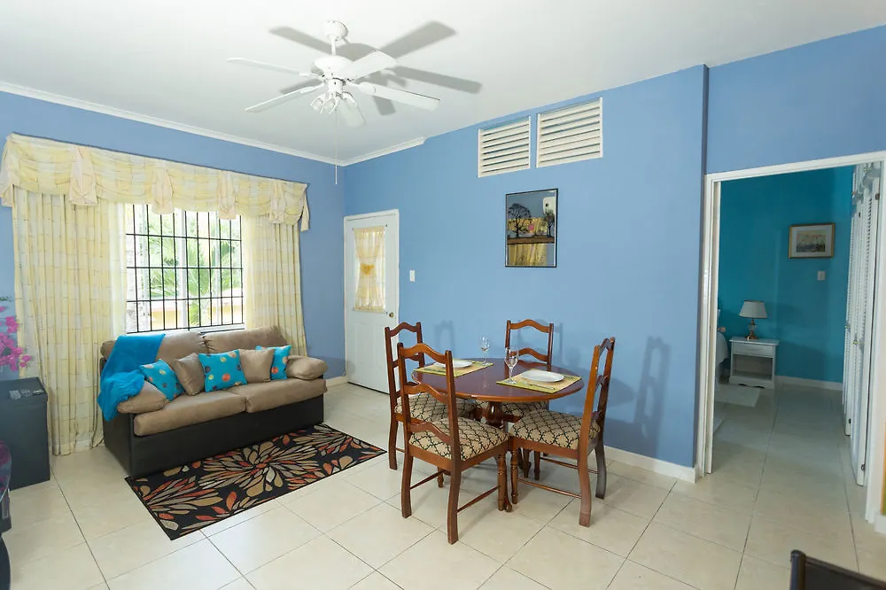 New Kingston Apt At Wellington Cove Enfield 3*,  Jamaica